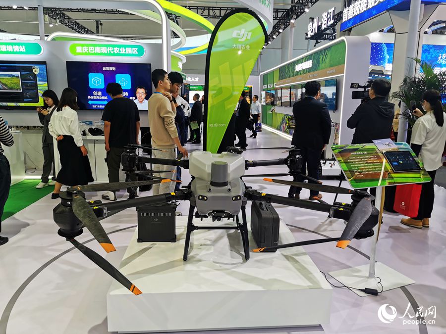 T50農(nóng)業(yè)無(wú)人飛機(jī)。人民網(wǎng) 葉青卿攝