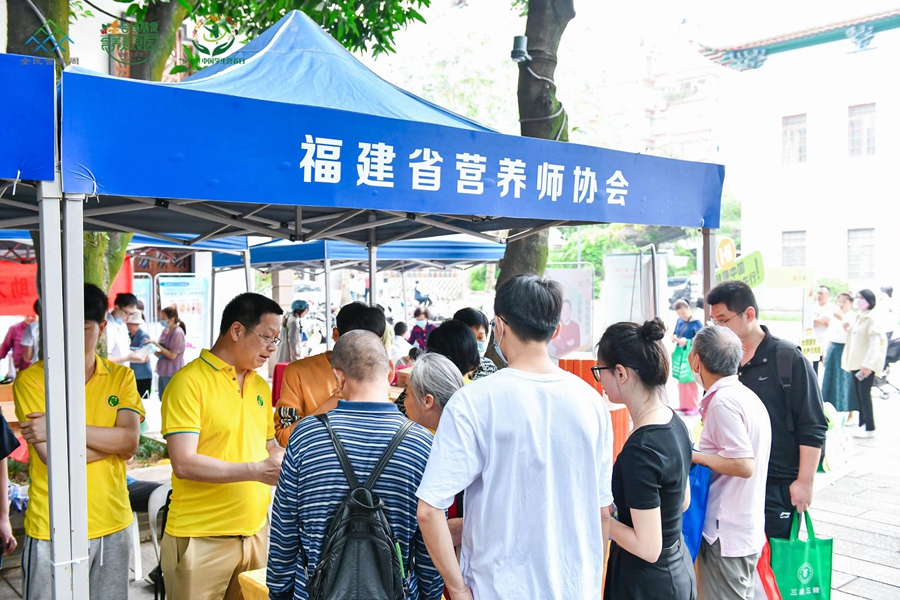 活動(dòng)現(xiàn)場(chǎng)人頭攢動(dòng)。主辦方供圖