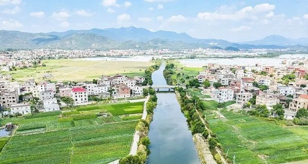 流經(jīng)走馬埭外圍的錦陽溪。