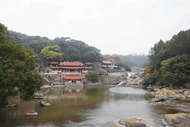 九鯉湖風(fēng)光