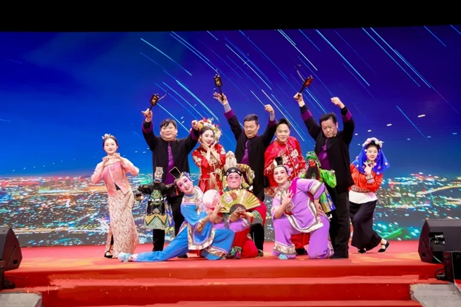 現(xiàn)場表演