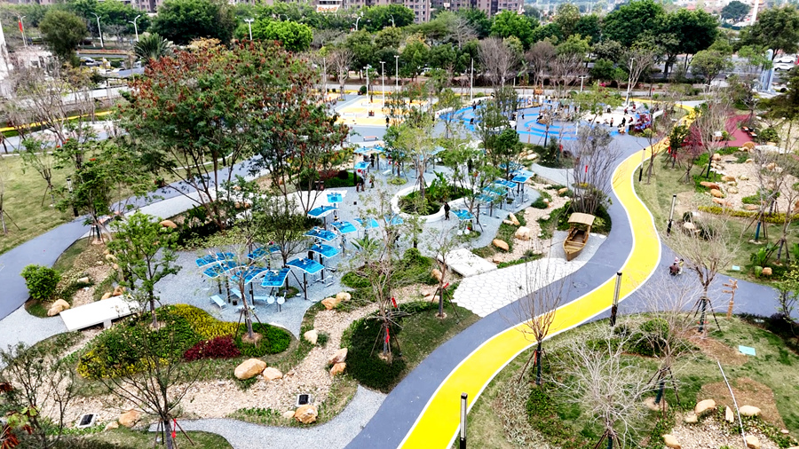 毗鄰龍文區(qū)政府所在地的海綿公園建成投用。龍文區(qū)融媒體中心供圖