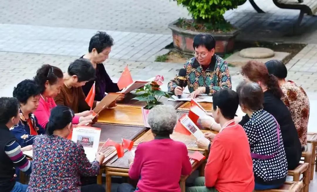 “營平阿嫲讀報團”