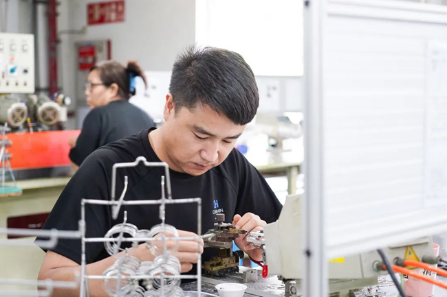 工作中的馬永軍