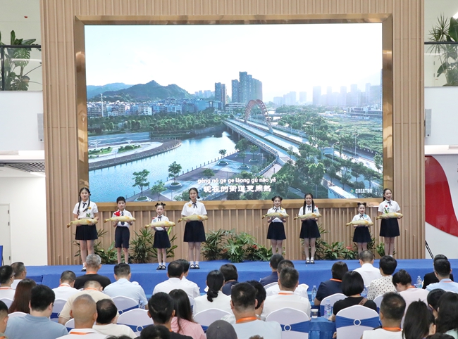 舞蹈《福見霞浦》表演。霞浦縣融媒體中心供圖
